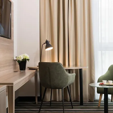 Hotel Leonardo Frankfurt 4*