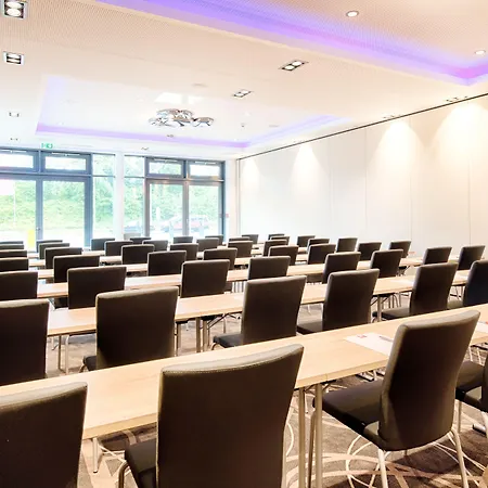 Leonardo Frankfurt 호텔 4*