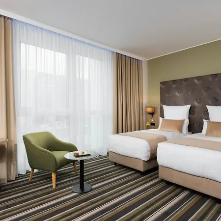 호텔 Leonardo Frankfurt 4*