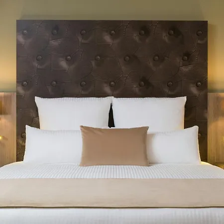 Hotel Leonardo Frankfurt 4*