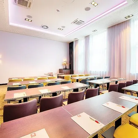 호텔 Leonardo Frankfurt 4*