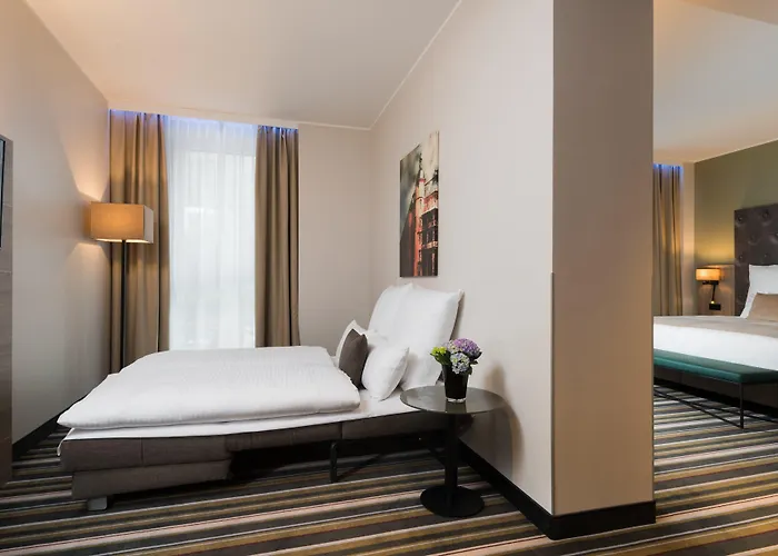 Leonardo Frankfurt Hotel 4*