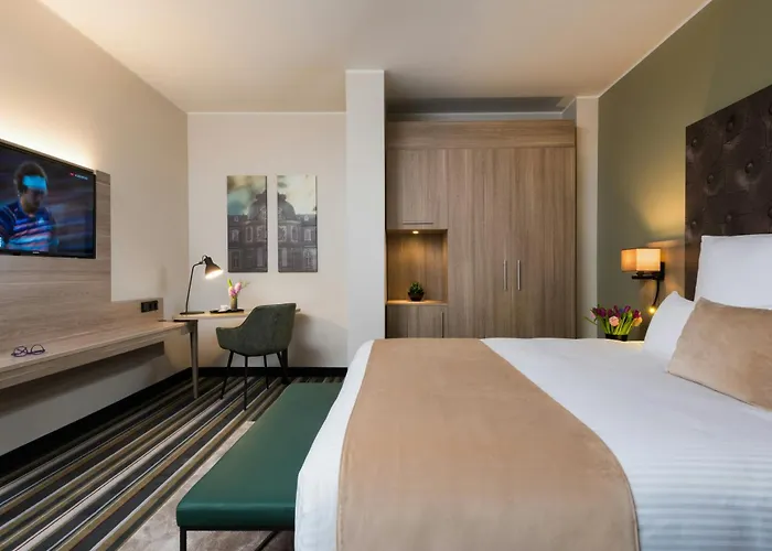 Leonardo Frankfurt Hotel 4*